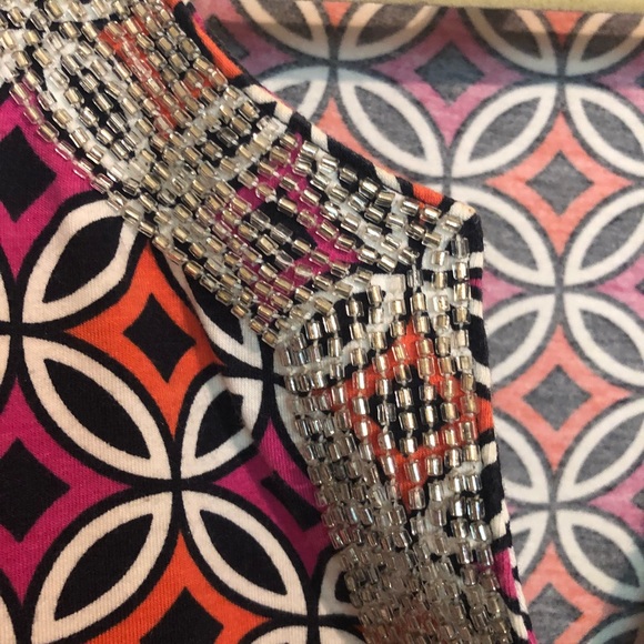 🌺 LOFT long sleeve geo beaded top L - Picture 3 of 3